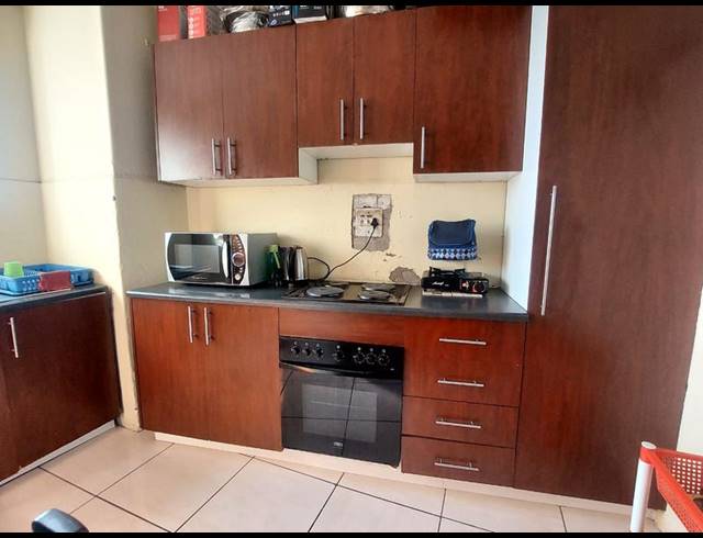 2 BEDROOM APARTMENT FOR SALE IN VICTORIA EMBANKMENT